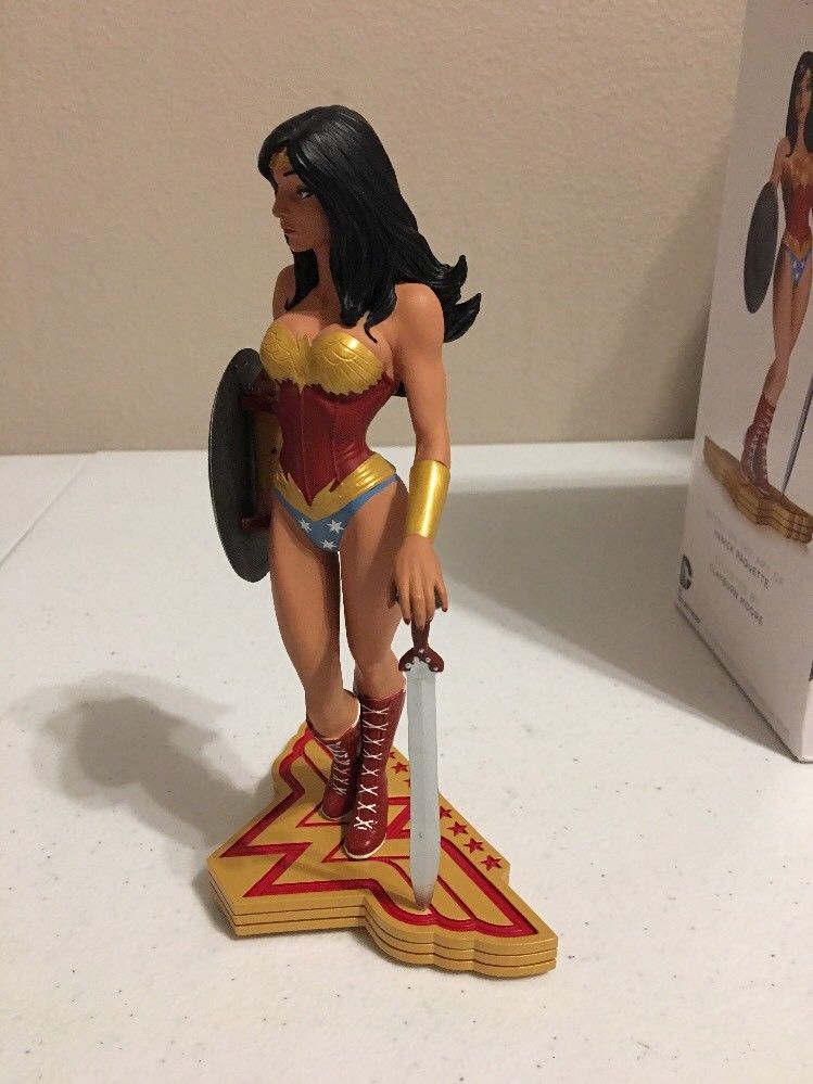 Wonder Woman: The Art of War Statue - by Yanick Paquette DC Collectibles