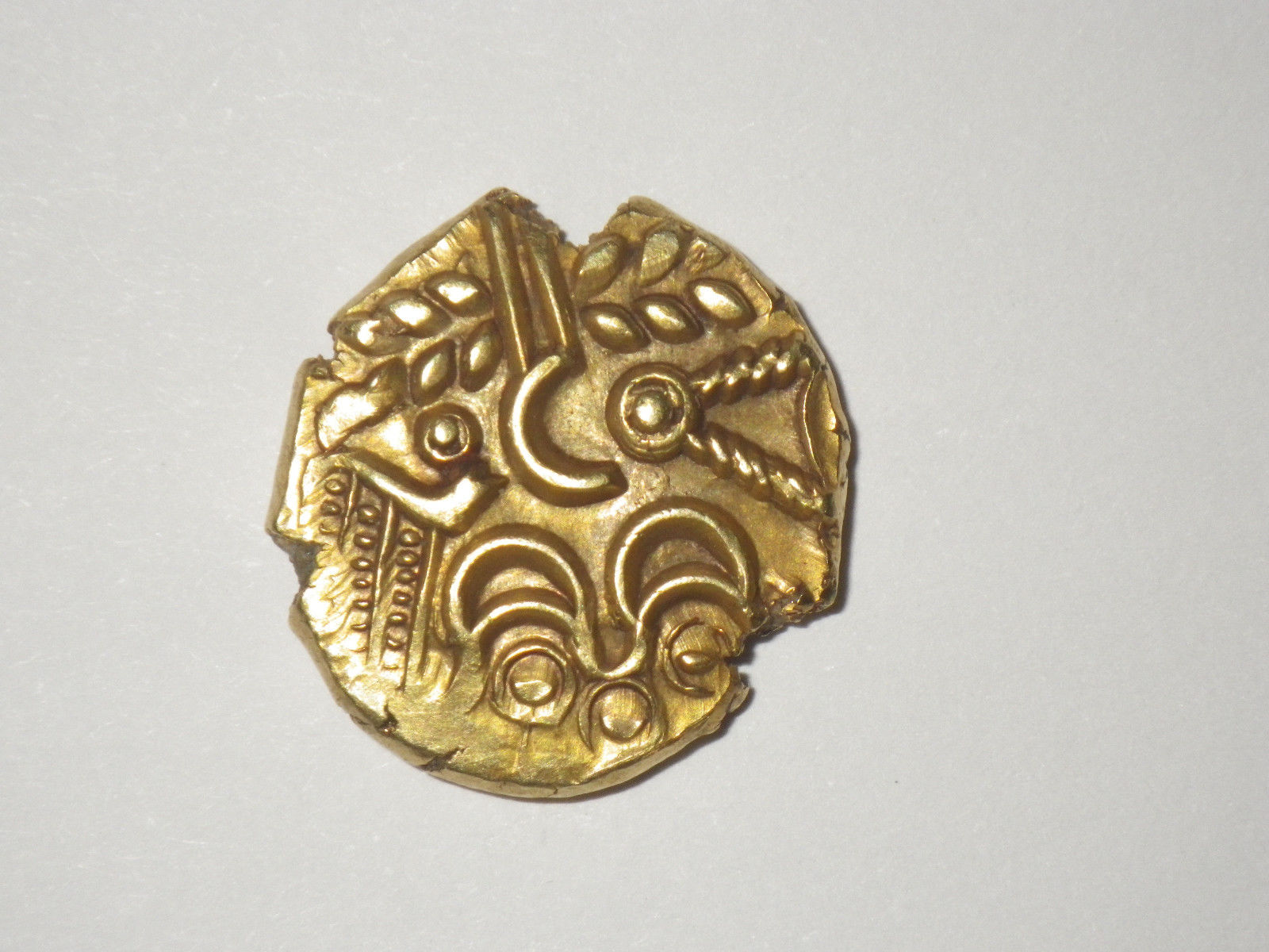 Rare & nice gallic gold celtic statère à l'oeil Suessiones DT 167/168 5.97 grams