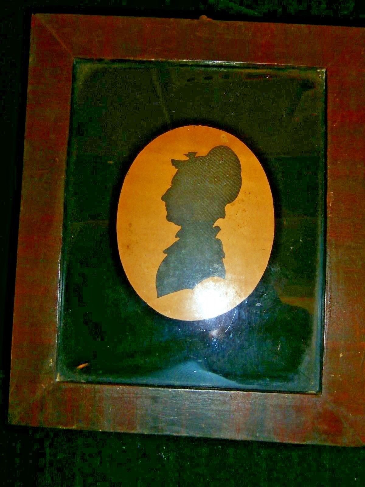 Antique -19th. Century - Framed Lady Silhouette Portrait - Mahogany Veneer Frame