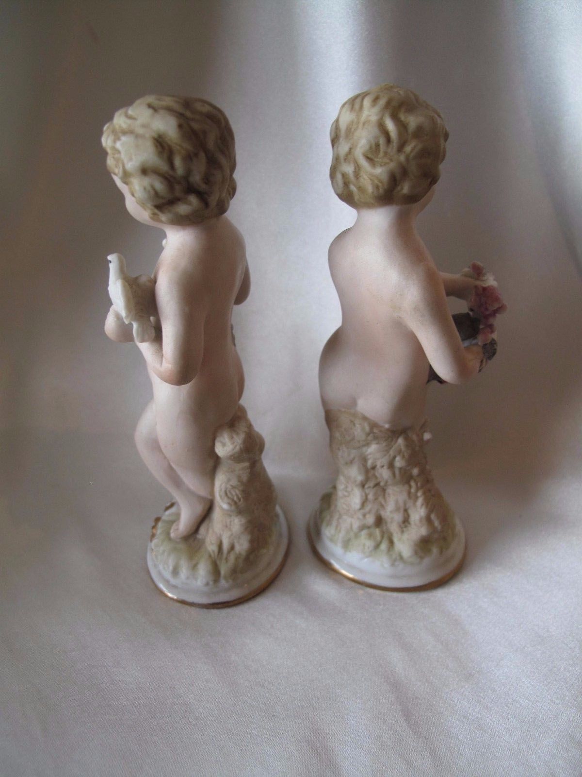 PAIR OF VINTAGE BISQUE PORCELAIN FIGURINES MADE IN JAPAN