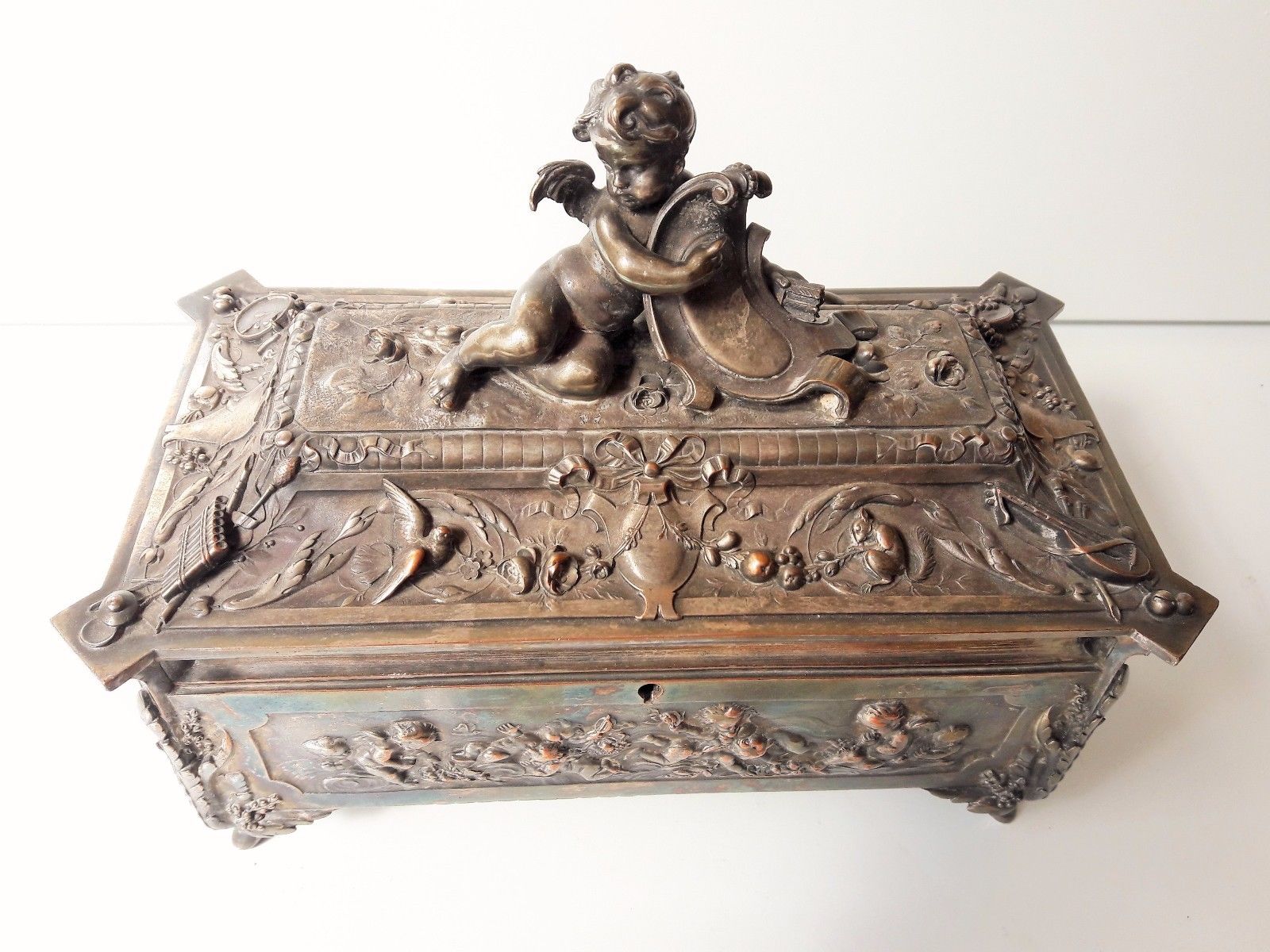 NICE ANTIQUE 1880 FRENCH SILVERED BRONZE CHERUB JEWELRY BOX CASKET F BARBEDIENNE