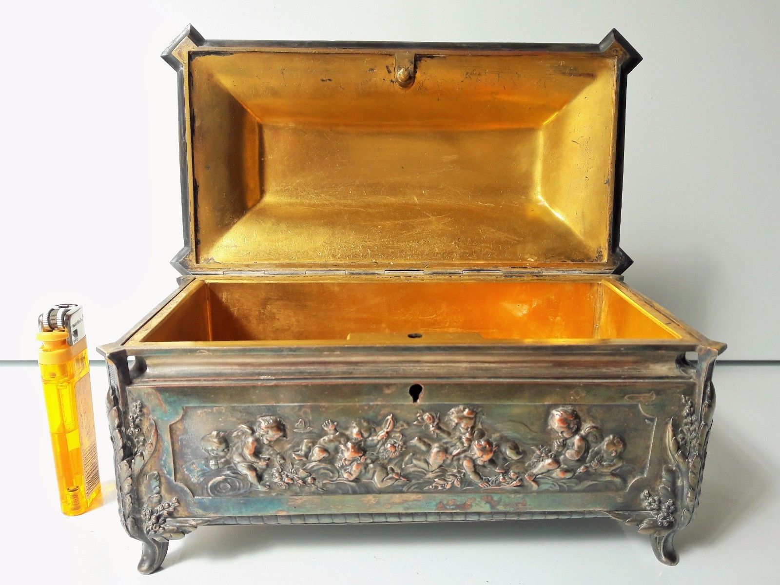 NICE ANTIQUE 1880 FRENCH SILVERED BRONZE CHERUB JEWELRY BOX CASKET F BARBEDIENNE