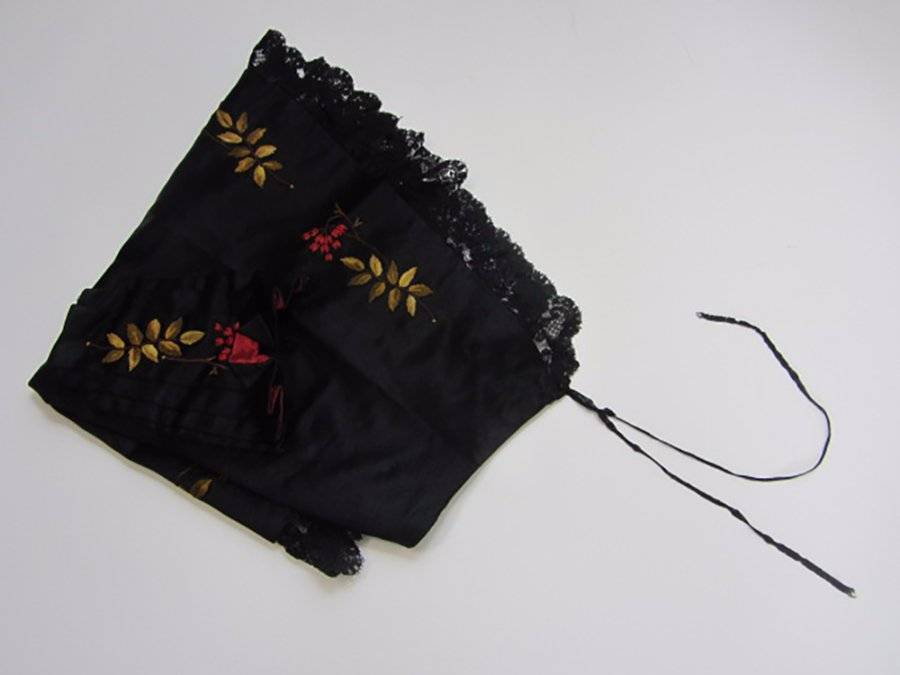 Antique victorian apron black silk floral hand embroidery Victorian Edwardian