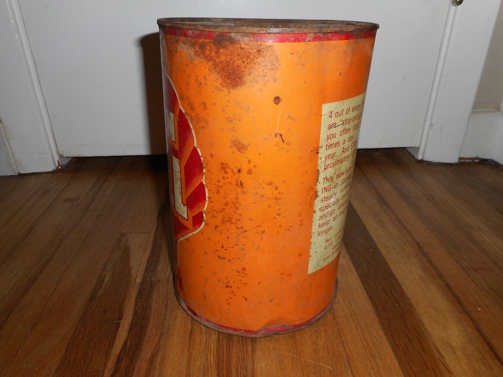 Vintage HTF 5 Quart GOLDEN SHELL MOTOR OIL ADVERTISING TIN CAN