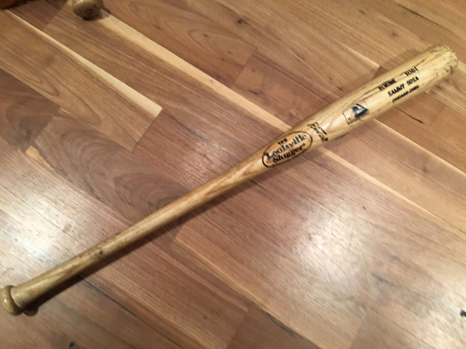 2000 2001 SAMMY SOSA CHICAGO CUBS GAME USED BASEBALL BAT GREAT USE