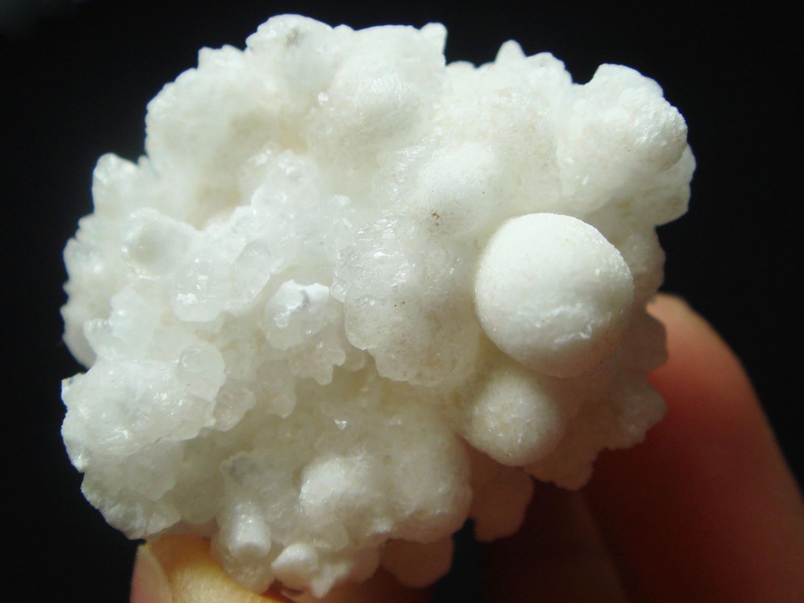 60g Clear Snow White HYDROZINCITE And Calacite Crystal Cluster Mineral Specimen