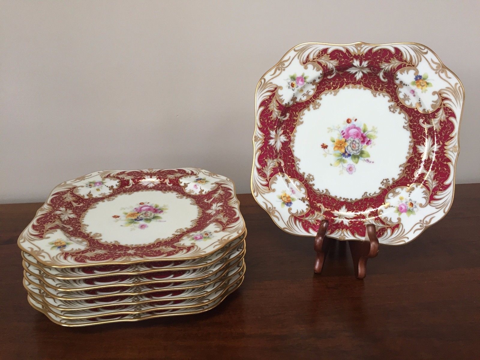 Set of 8 Noritake 8 ¼” SQUARE RED FLORAL Hand Painted Salad Luncheon Plates