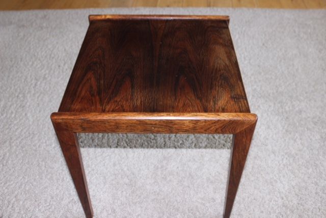 WOW, Stunning Vintage Retro Rosewood Occasional/Side/Lamp Table