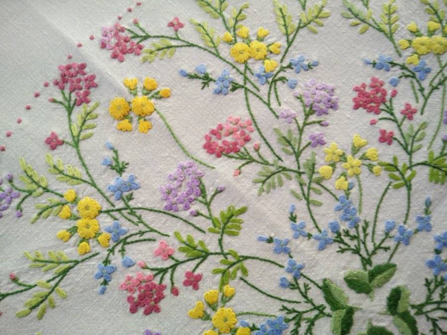 Exquisite Meadow Flowers ~ Vintage Raised Hand Embroidered Tablecloth 49" sq