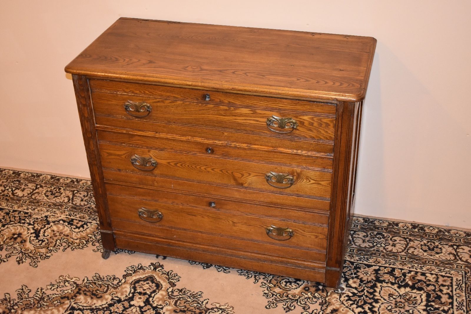 Antique Oak Bedroom Dresser or Chest of Drawers