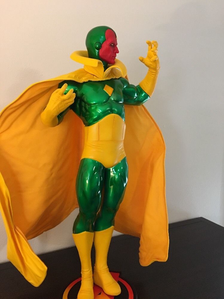 Vision Sideshow Exclusive Premium Figure Format Statue