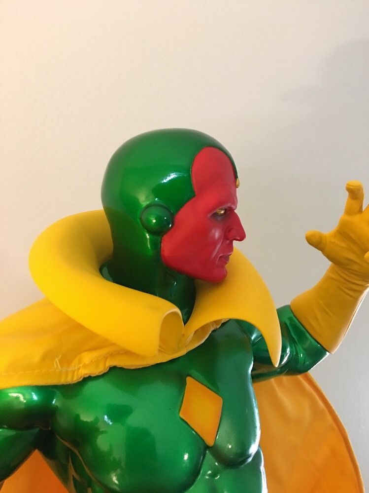 Vision Sideshow Exclusive Premium Figure Format Statue