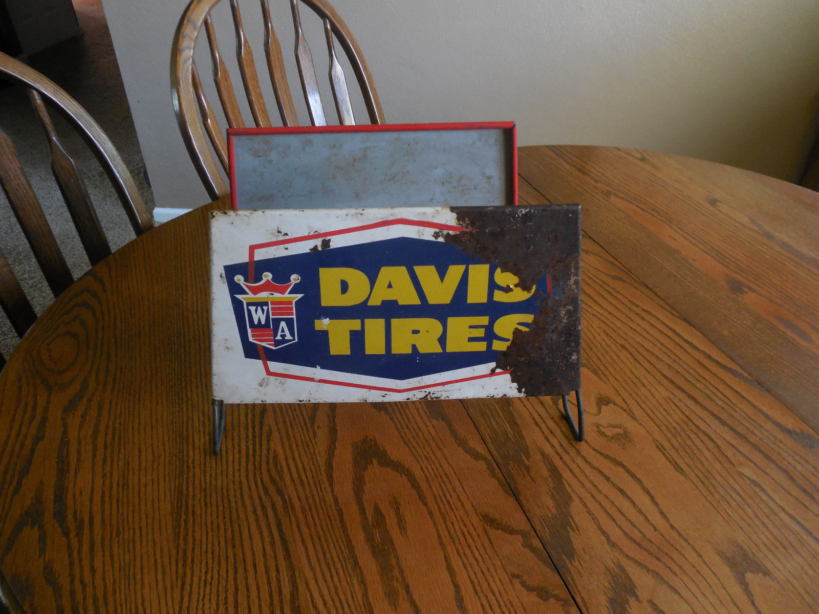 VINTAGE DAVIS TIRES TIRE DISPLAY RACK TIRE ADVERTISING SIGN