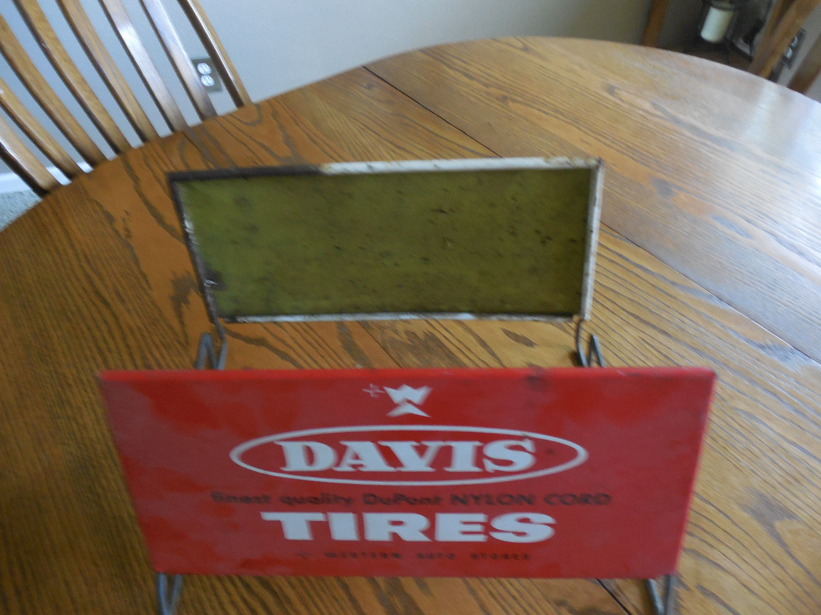 VINTAGE DAVIS TIRES TIRE DISPLAY RACK TIRE ADVERTISING SIGN