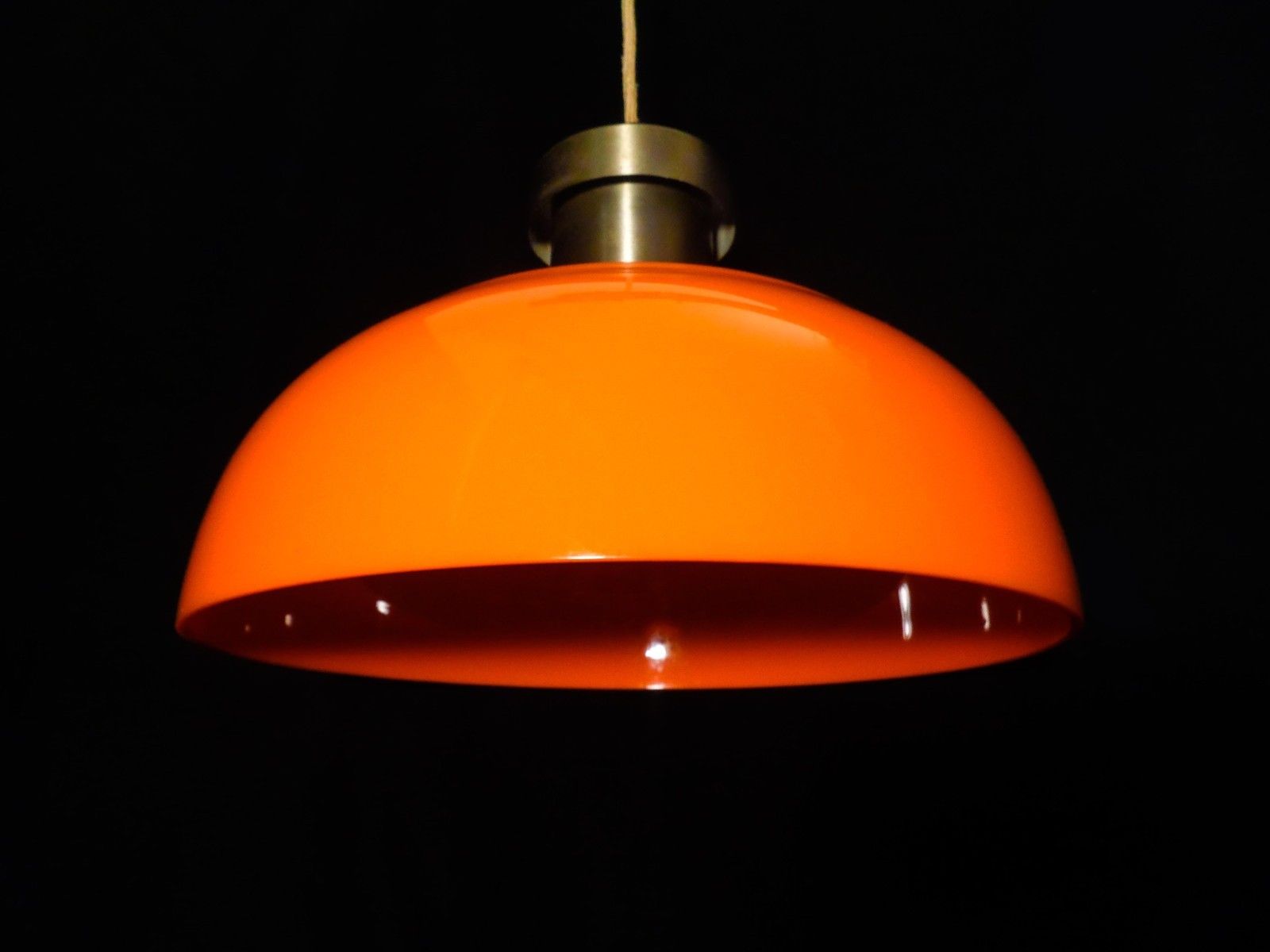 GERALD THURSTON / LIGHTOLIER MODERN ORANGE SHADE/ALUMINUM PENDANT CEILING LAMP