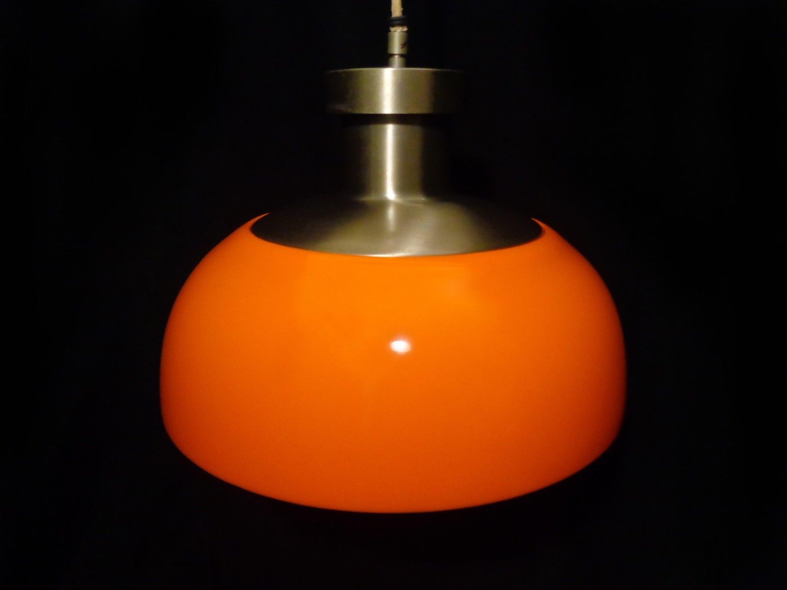 GERALD THURSTON / LIGHTOLIER MODERN ORANGE SHADE/ALUMINUM PENDANT CEILING LAMP