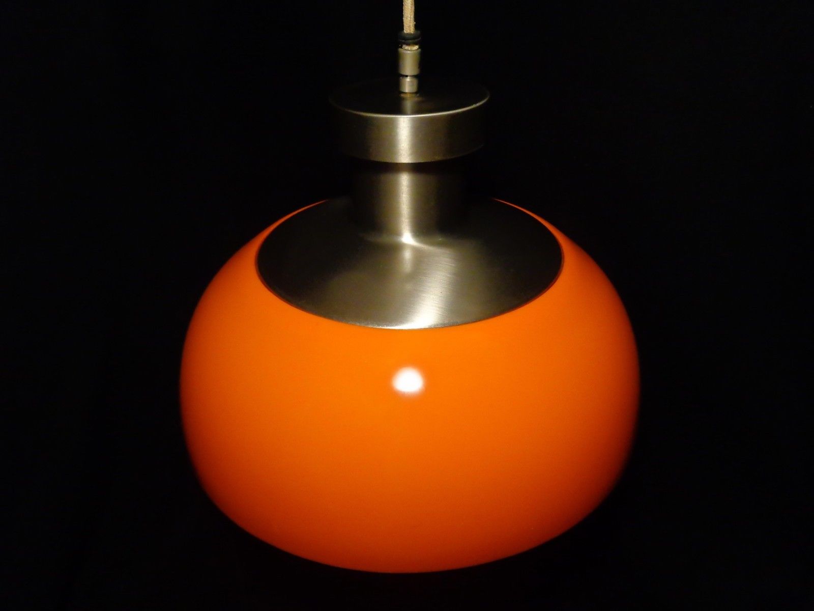 GERALD THURSTON / LIGHTOLIER MODERN ORANGE SHADE/ALUMINUM PENDANT CEILING LAMP