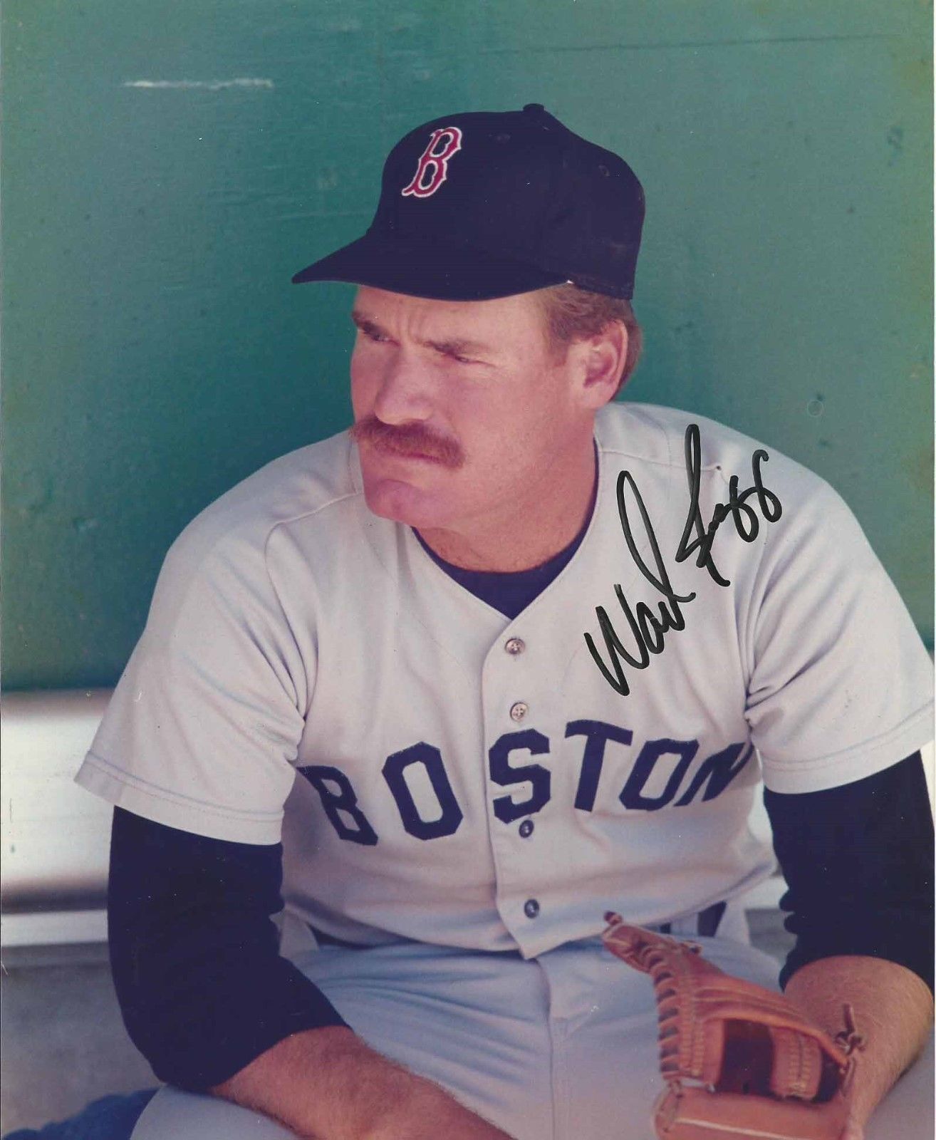 Red Sox WADE BOGGS signed 8 x 10 photo w/COA