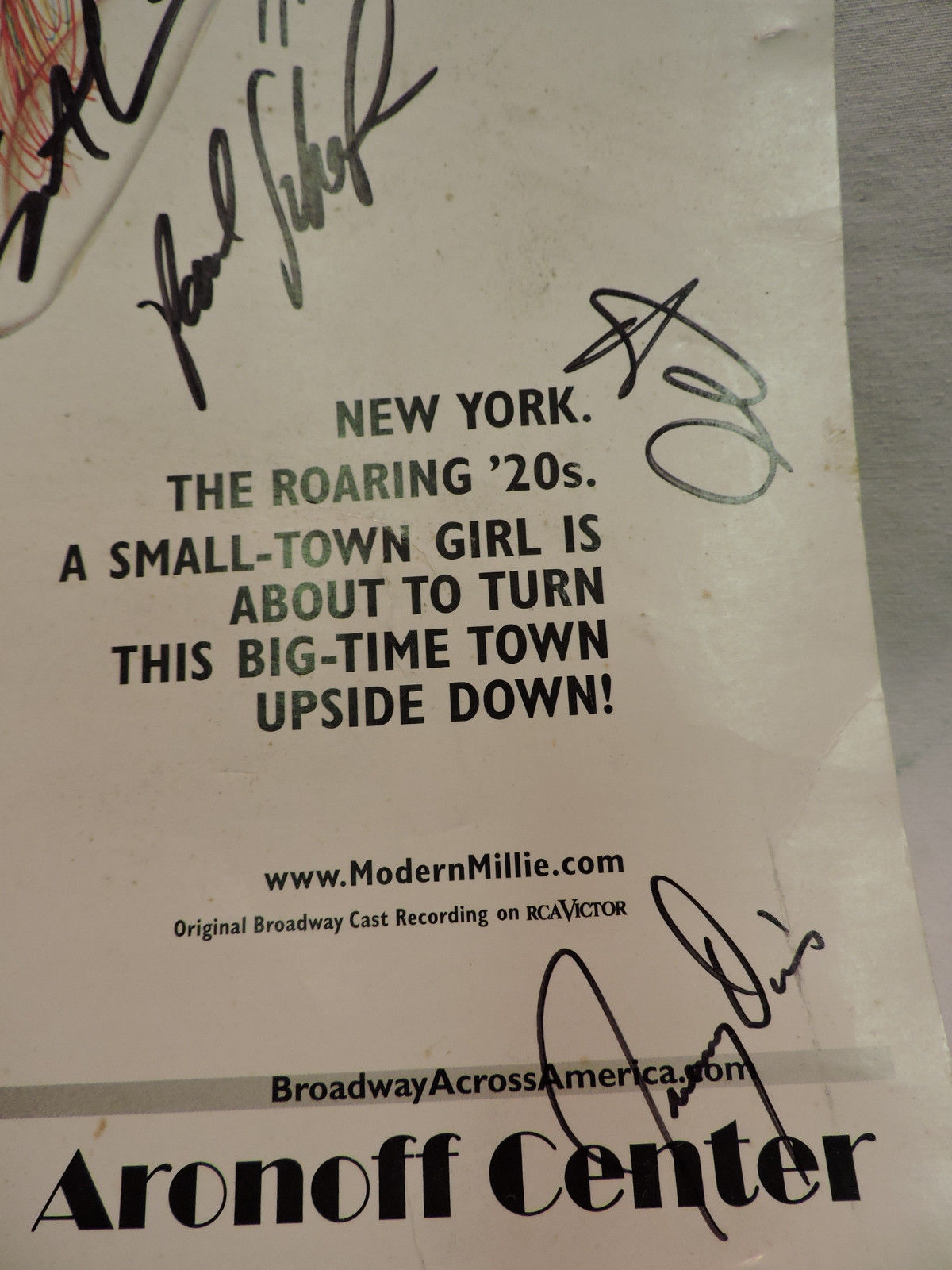 CAST AUTOGRAPHED TONY AWARD WINNING THOROUGHLY MODERN MILLIE  MUSICAL POSTER