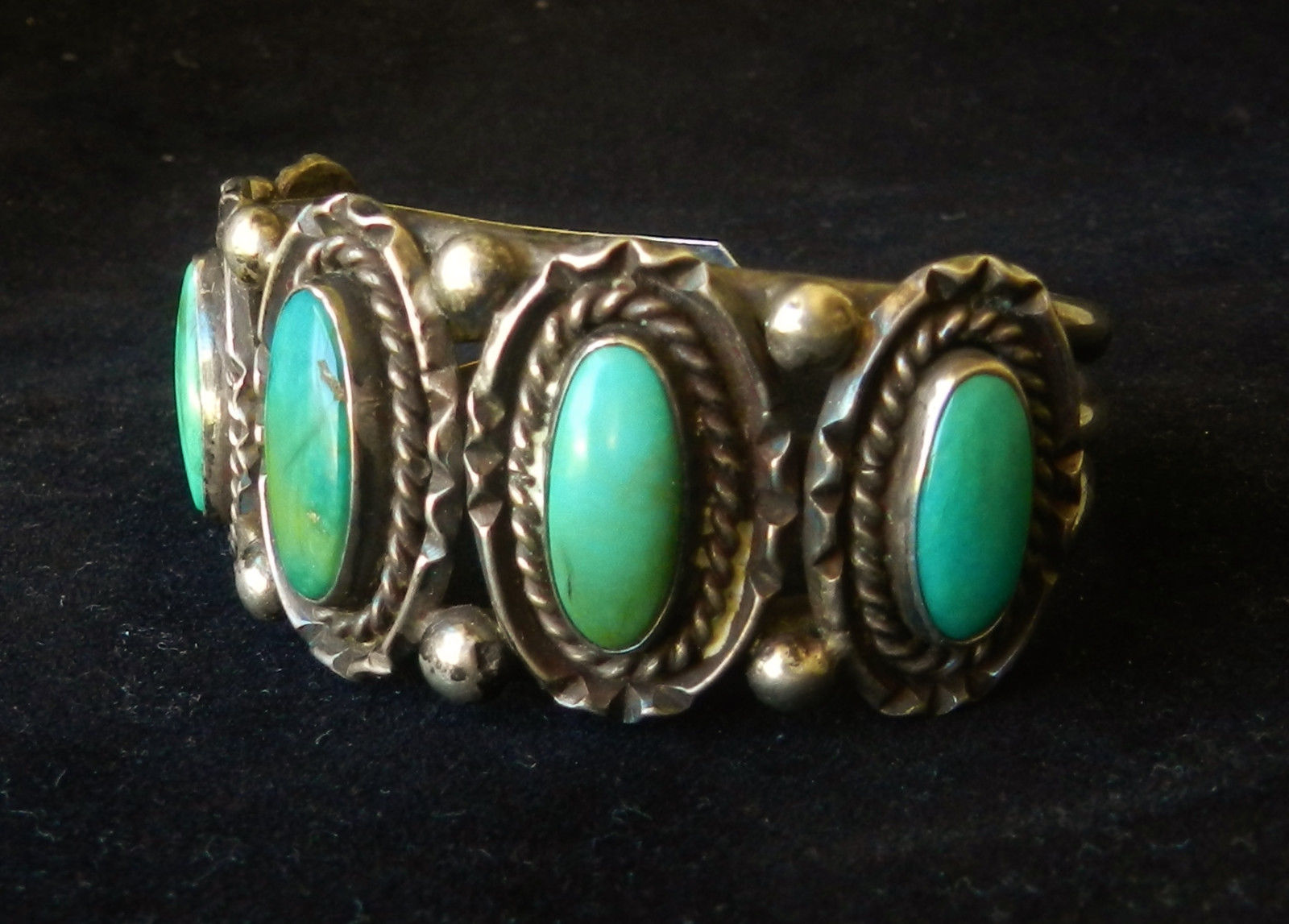 Antique NAVAJO Cuff Bracelet 1940's Sterling Silver & Turquoise