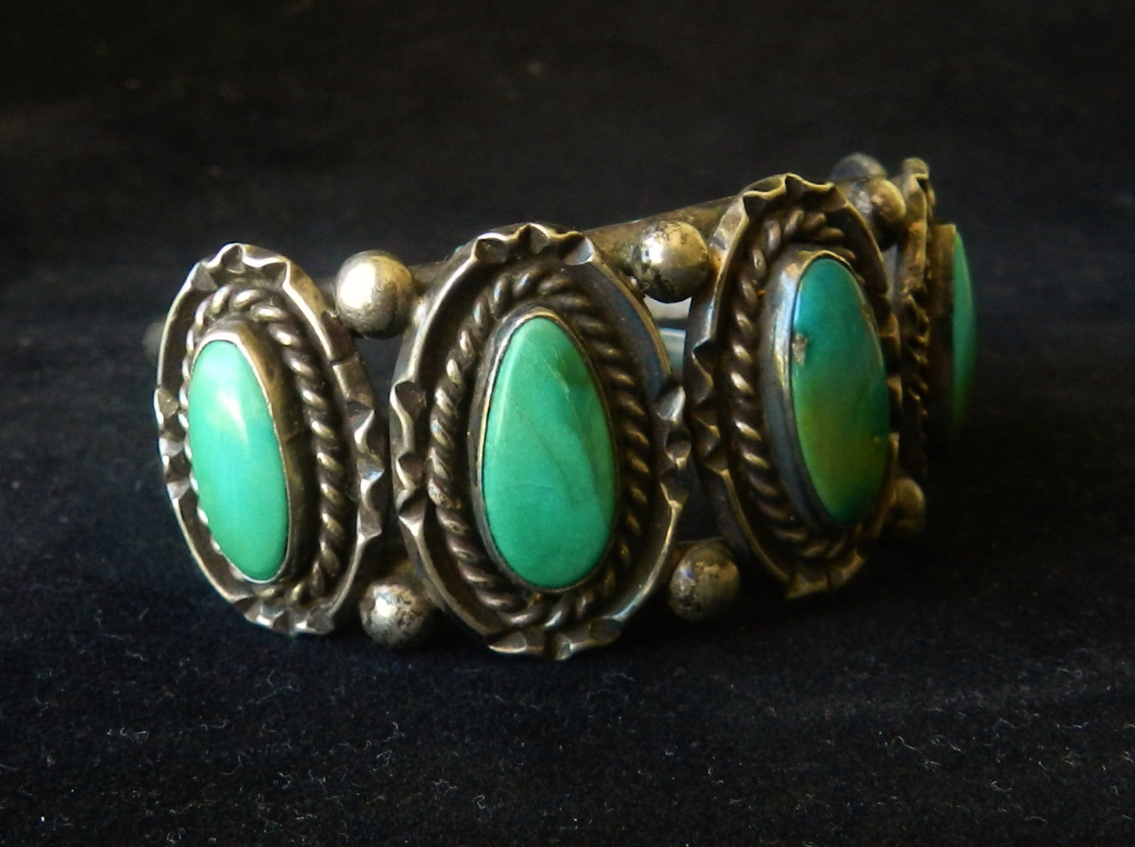 Antique NAVAJO Cuff Bracelet 1940's Sterling Silver & Turquoise