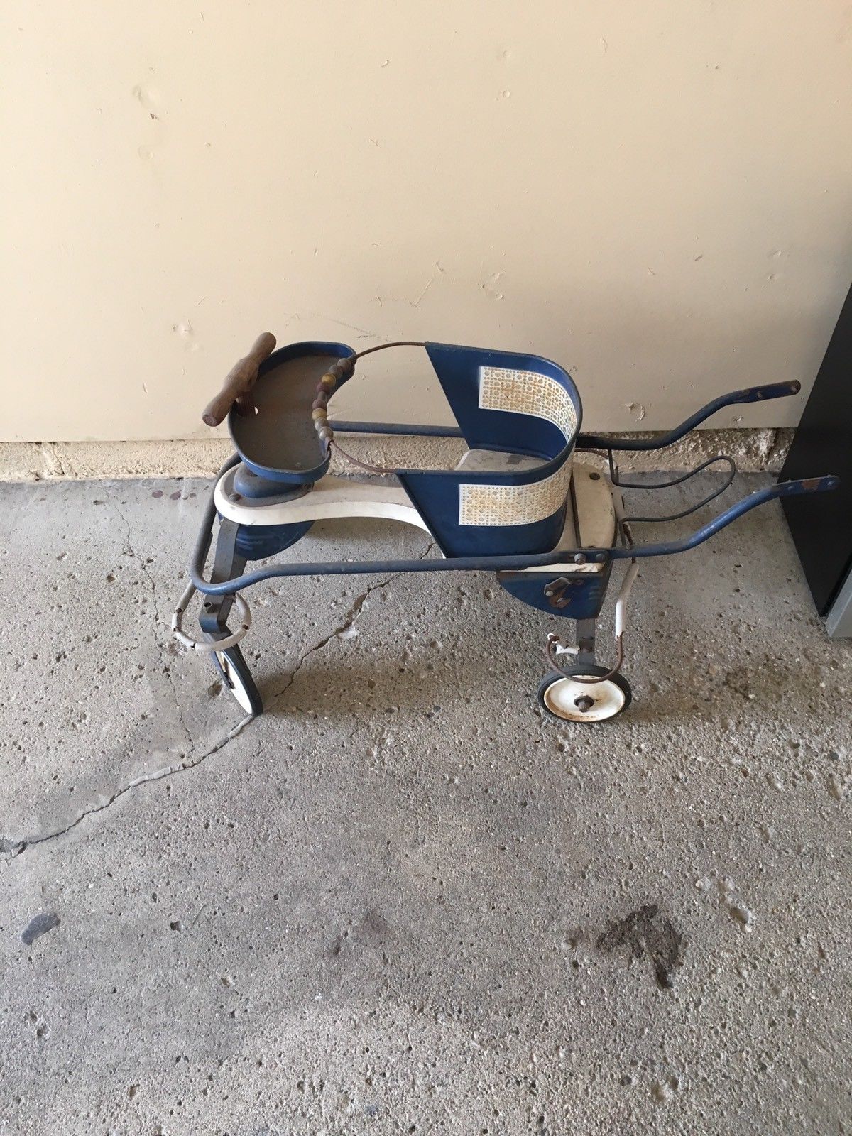 Vintage 1950s Genuine TAYLOR TOT Blue White Metal Wooden Baby Stroller Walker