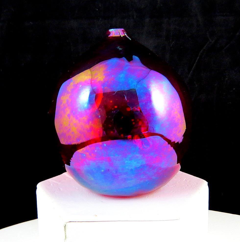 ART GLASS HAND BLOWN RED IRIDESCENT BALL SHAPED 3 1/2" OIL LAMP / VASE