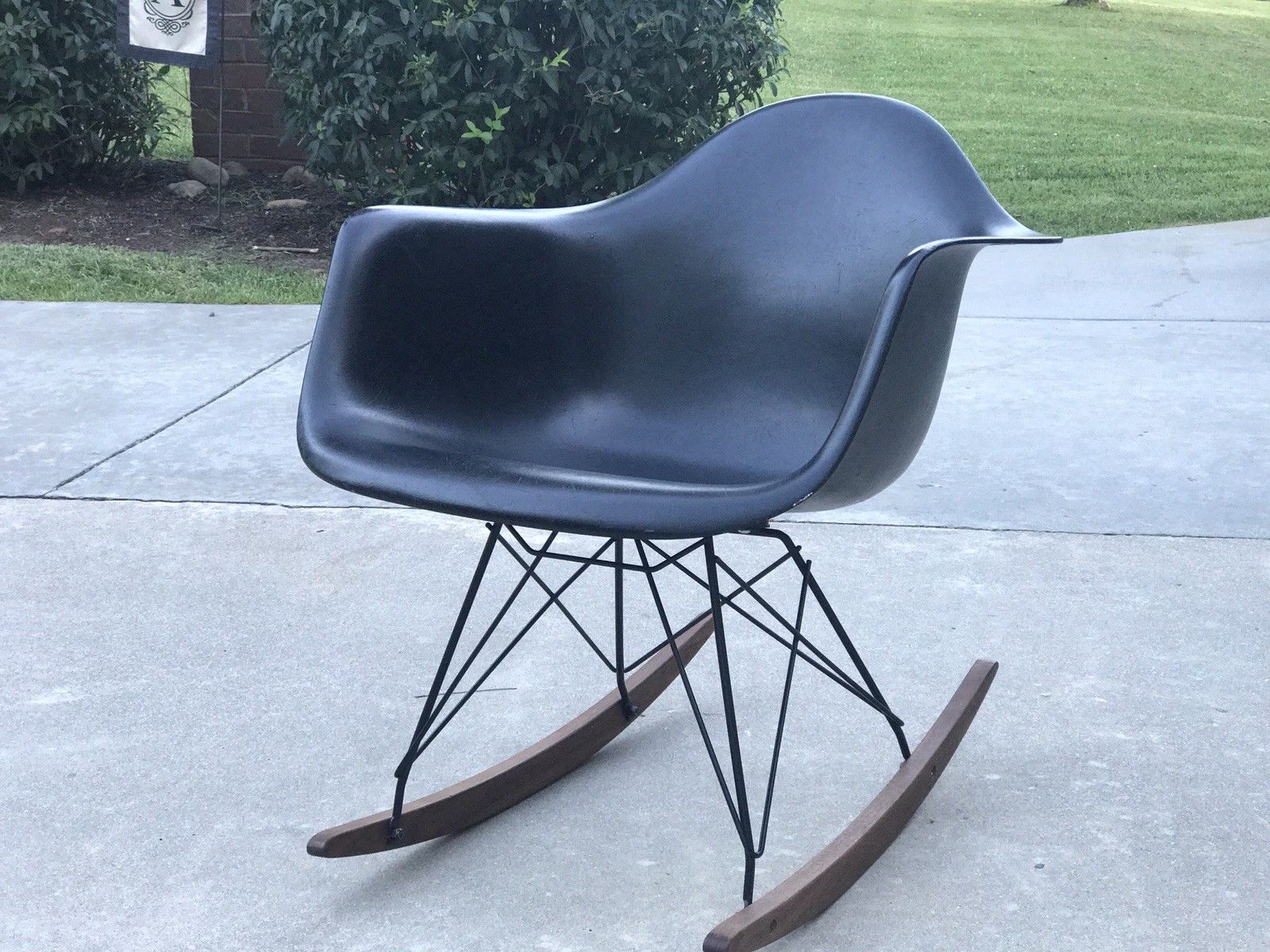 Herman Miller Eames Fiberglass Shell Chair w/ Rocker base