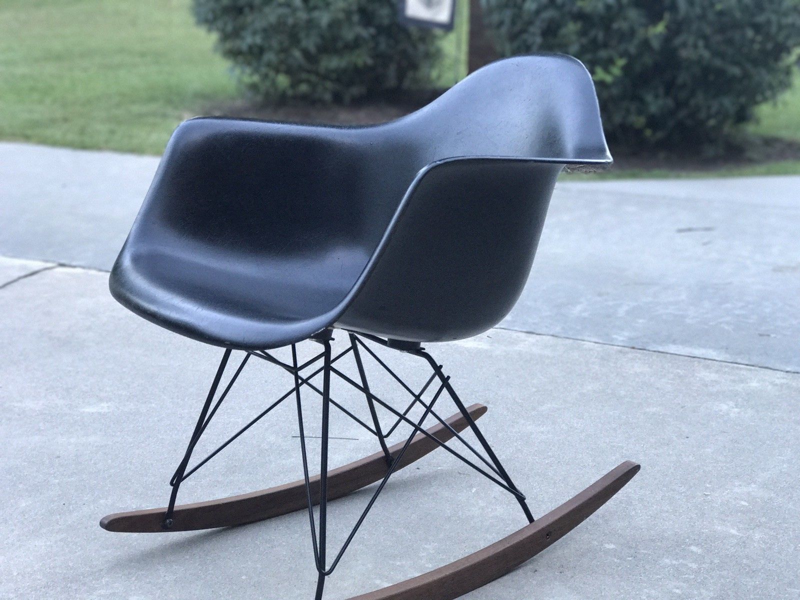 Herman Miller Eames Fiberglass Shell Chair w/ Rocker base