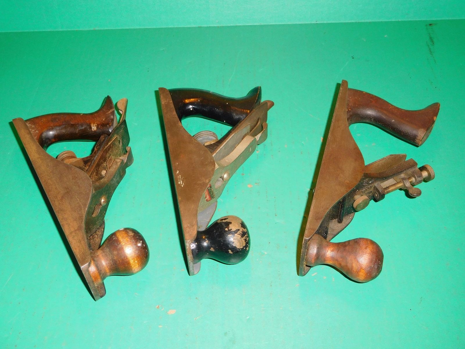 Three Old Antique  Vintage Metal Smooth  Planes Tool*Handyman*Shelton*PARPLUS