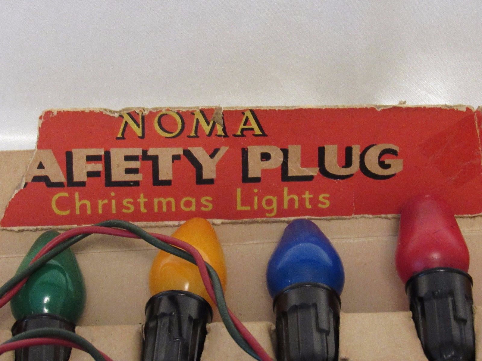 Vintage Christmas String Light Set by Noma In Box C7 – 7 Socket