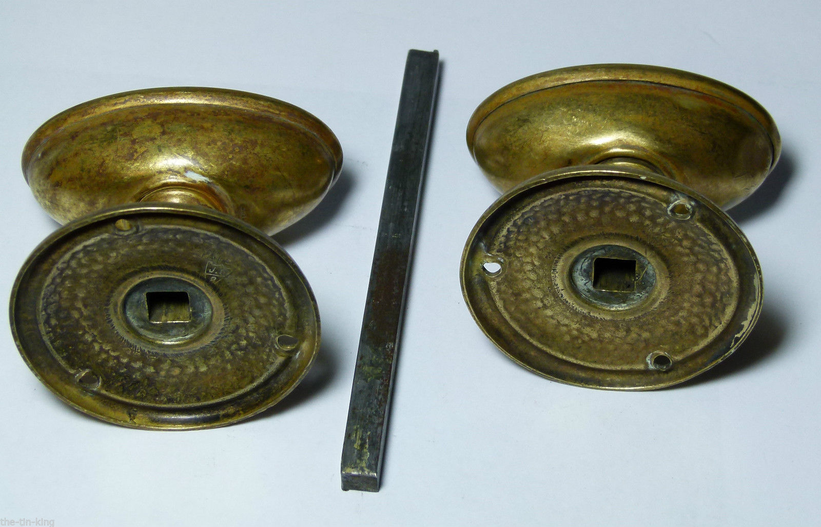 PAIR QUALITY ANTIQUE ARTS & CRAFTS NOUVEAU BRASS DOOR HANDLES KNOBS+BACKPLATES