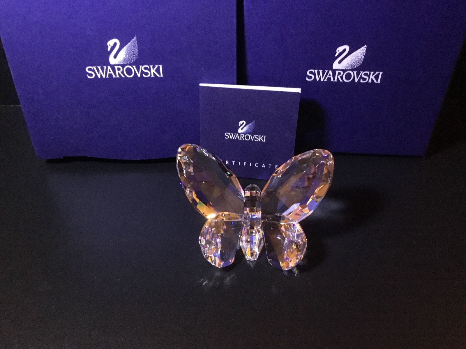 Swarovski Butterfly Crystal Figurine With Box 840429 9100NR000026