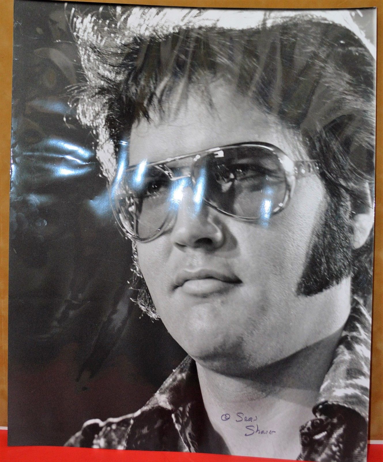 ELVIS PRESLEY ORIGINAL LARGE B&W PHOTO SEAN SHAVER COLLECTION HAND SIGNED