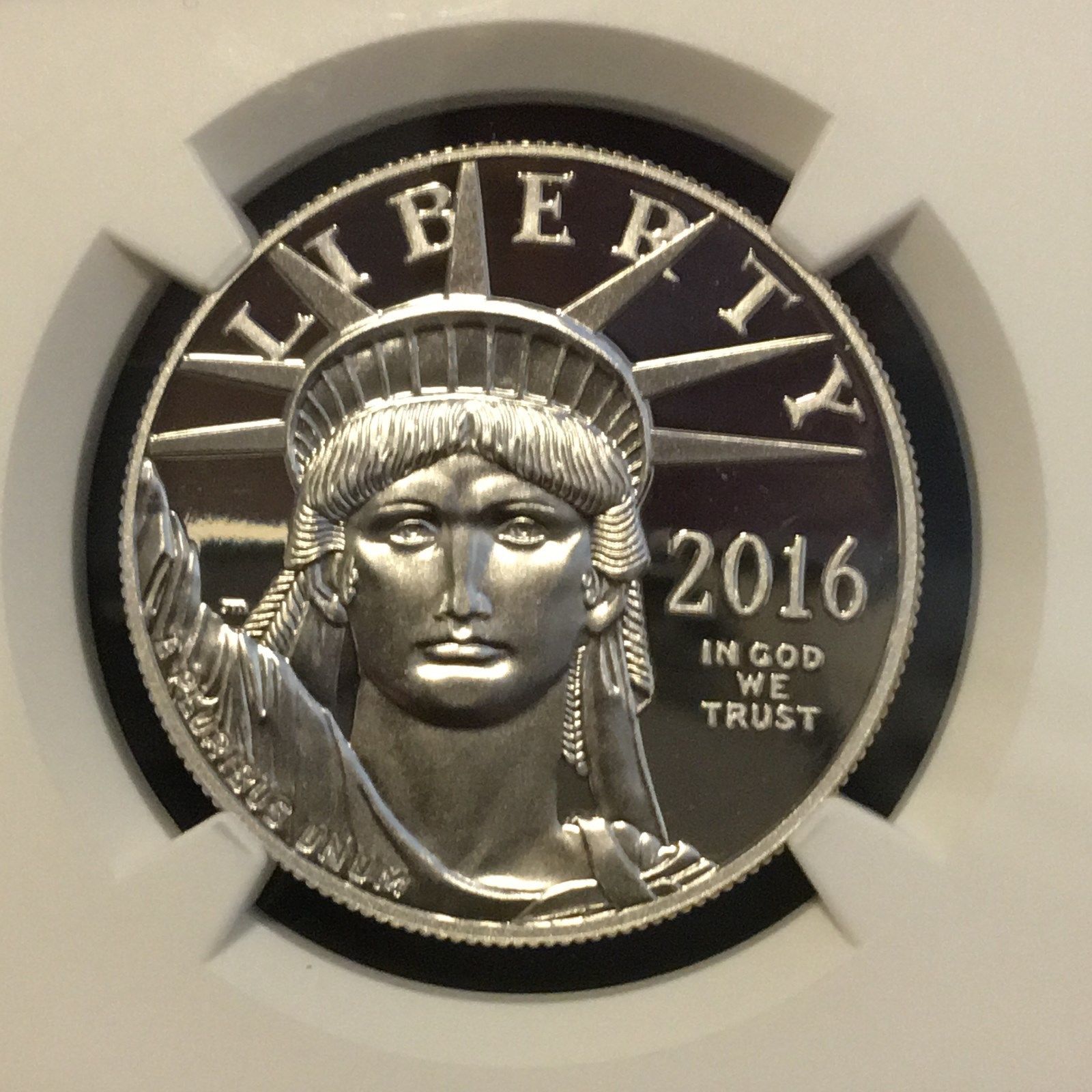 2016-W 1oz $100 Platinum Eagle Proof - First Releases PF 69 Ultra Cameo