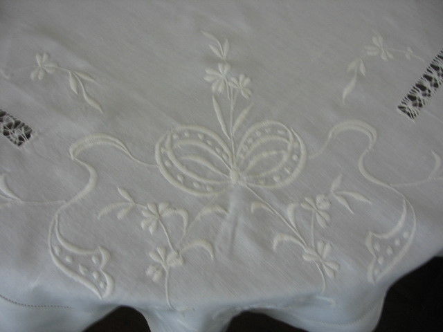 VINTAGE LINEN TABLECLOTH WHITE  HAND EMBROIDERED  RAISED BOWS,SCROLLS, & FLOWERS