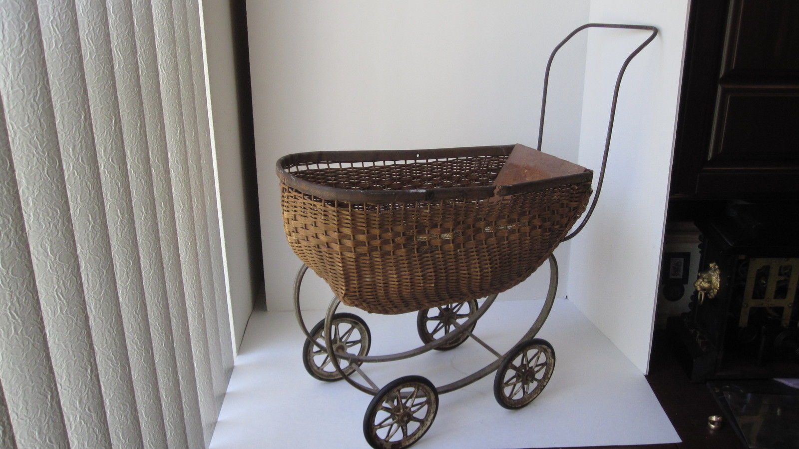 Antique doll stroller, very old, around 1925 "FINAL REDUCTION"