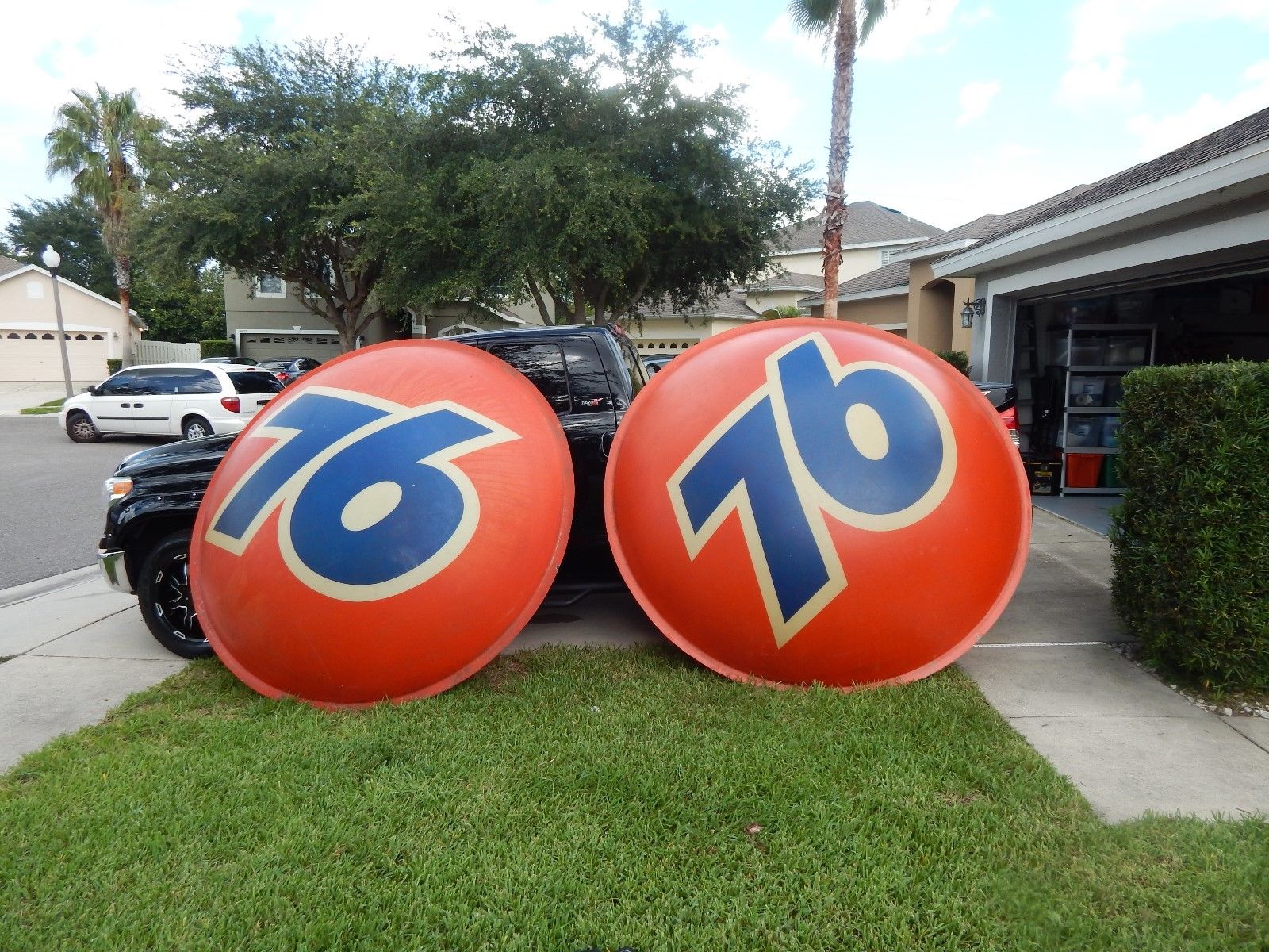 ( 2 )  UNION 76 OIL COMPANY 1960'S GASOLINE  SERVICE STATION SIGN.. 7 FT WIDE.