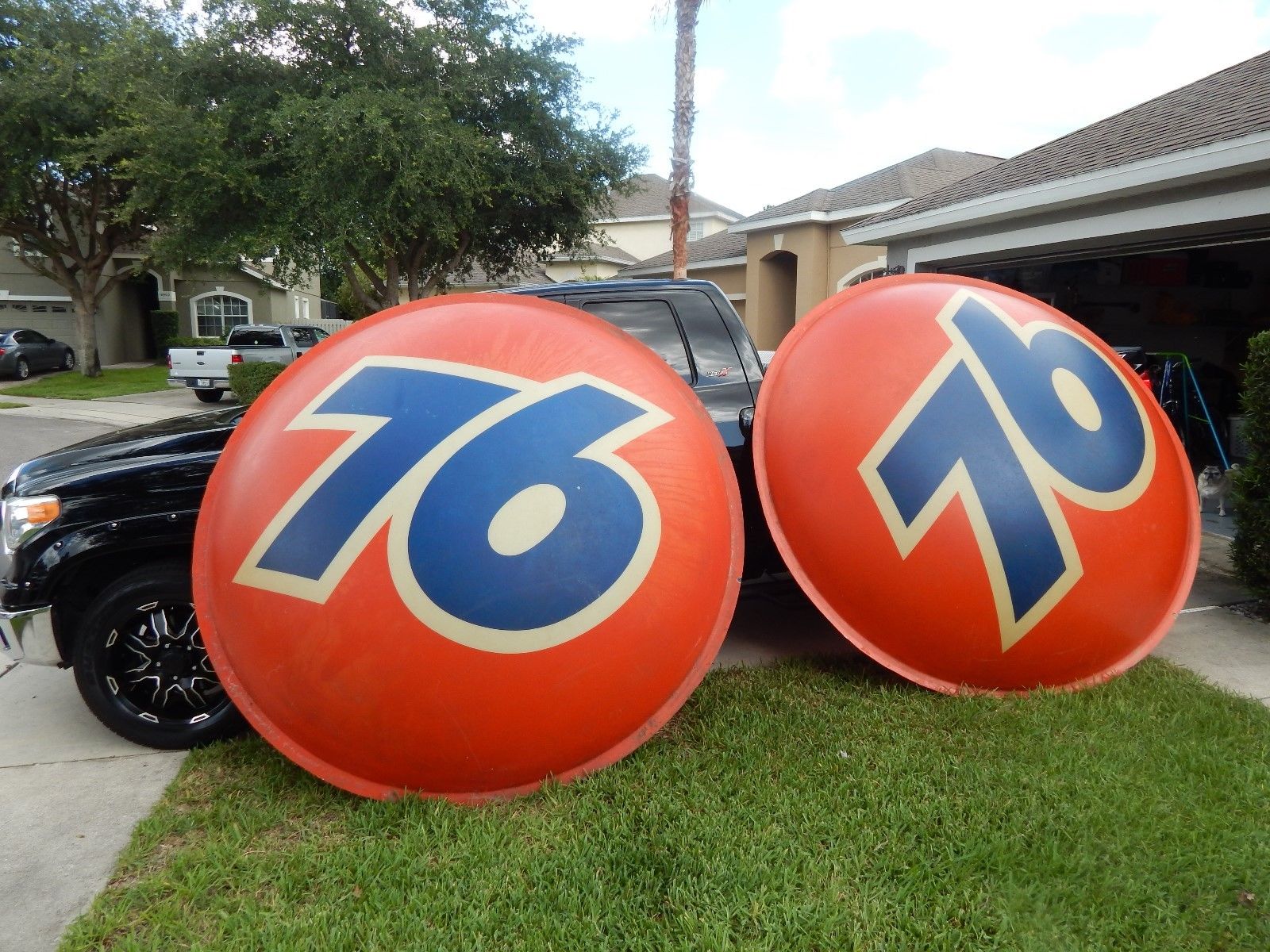 ( 2 )  UNION 76 OIL COMPANY 1960'S GASOLINE  SERVICE STATION SIGN.. 7 FT WIDE.