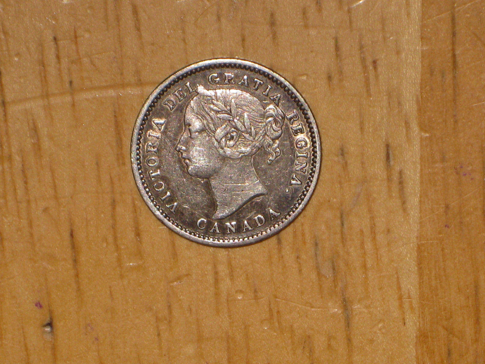 Canada 1870 Narrow 0 silver 10 Cents coin Very Fine nice