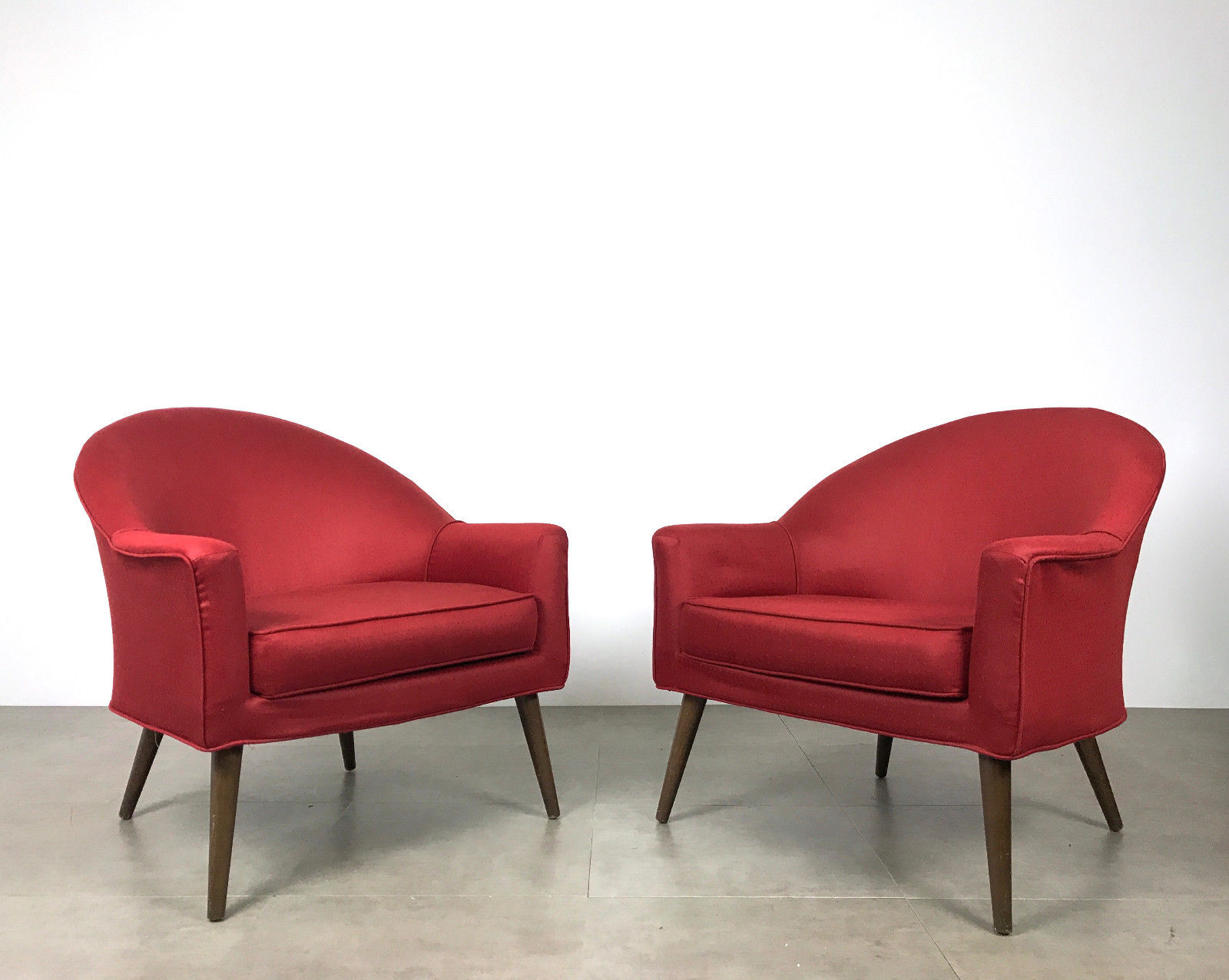 Pair Vintage Milo Baughman Style Red Barrel Lounge Chairs Mid Century Modern