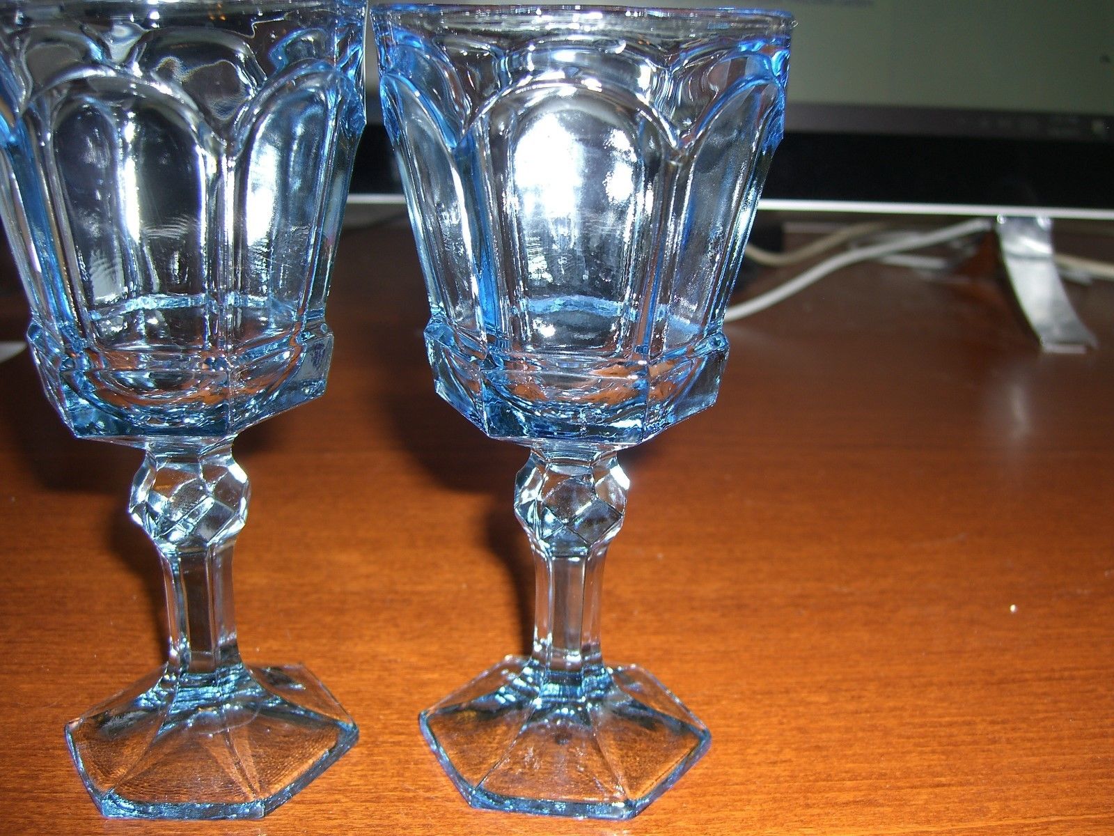 VINTAGE SET OF 2 FOSTORIA VIRGINIA LIGHT BLUE WINE GLASSES