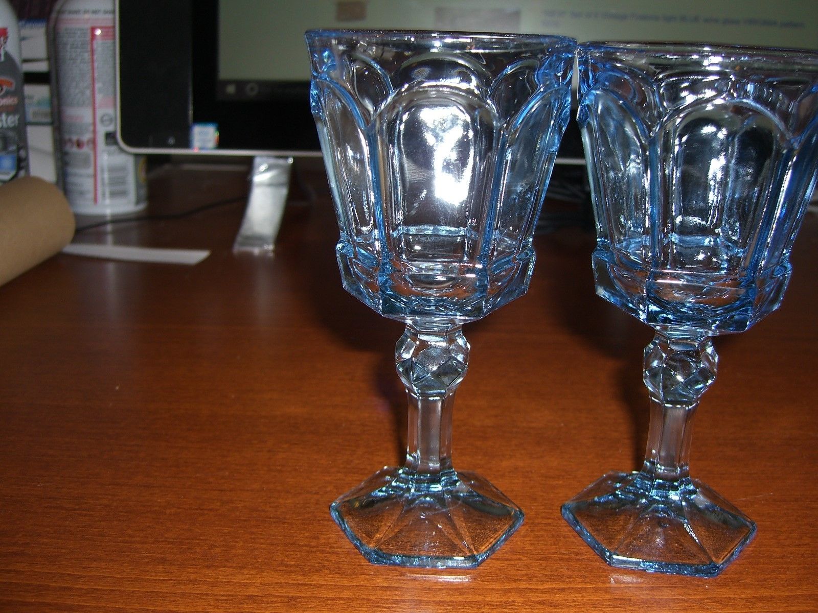 VINTAGE SET OF 2 FOSTORIA VIRGINIA LIGHT BLUE WINE GLASSES