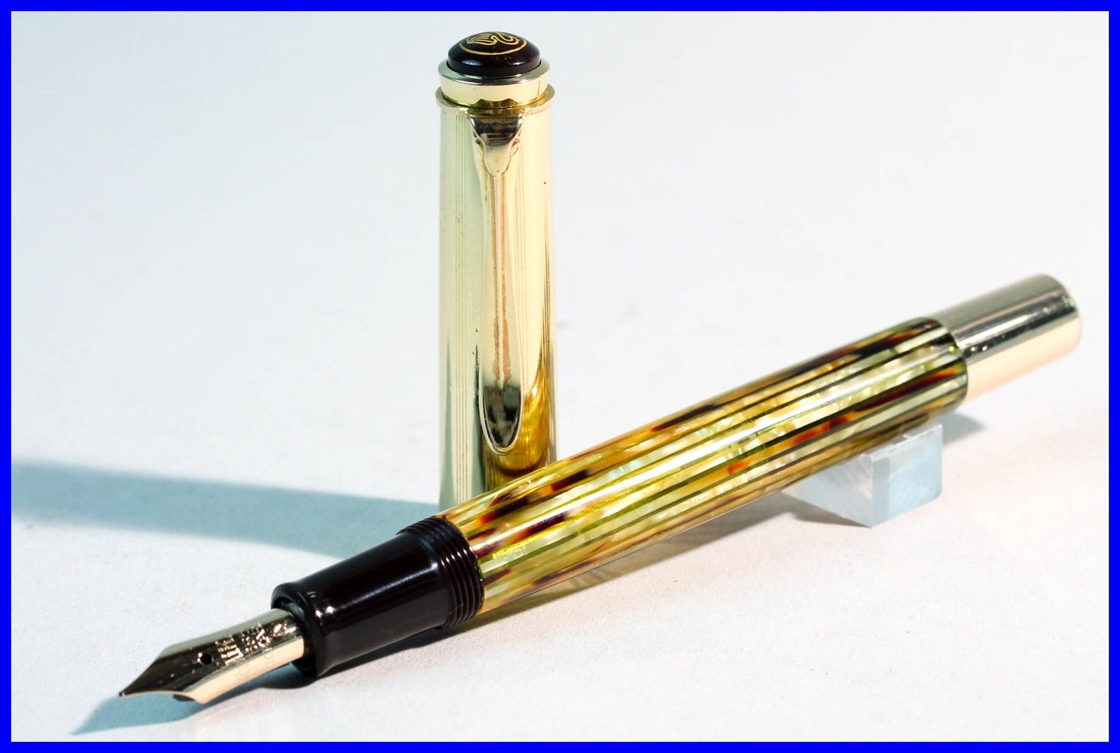 1952 PELIKAN 500 Fountain Pen M 14K Nib / BROWN, YELLOW AMBER TORTOISE & GOLD