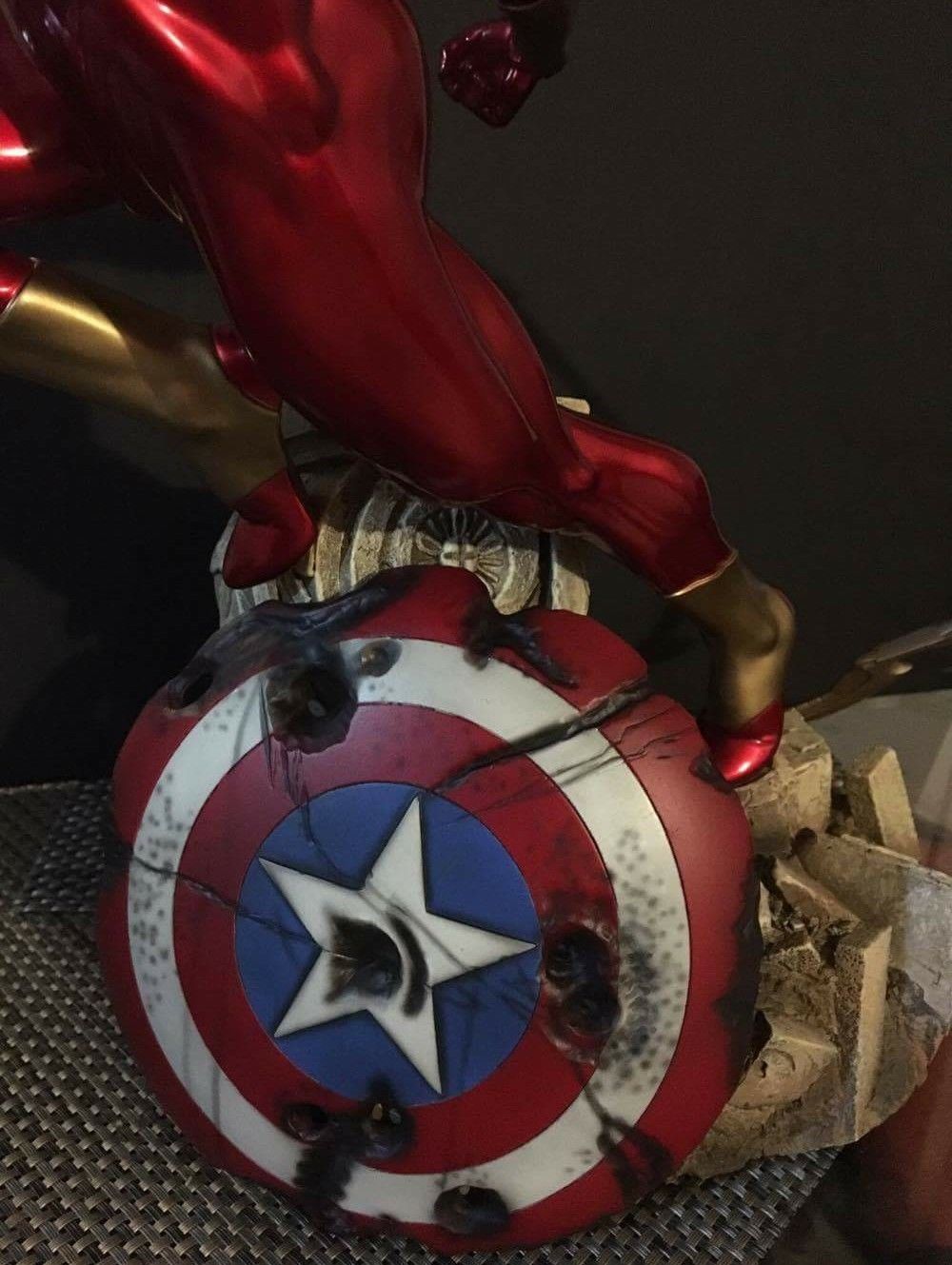 Iron Spider-Man Comiquette Sideshow Collectibles EXCLUSIVE Marvel Avengers