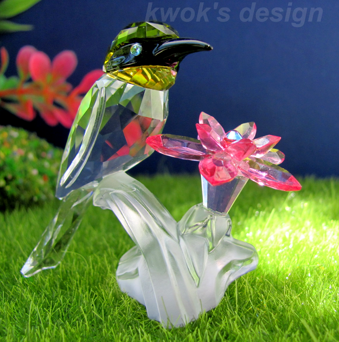 Swarovski Crystal Figurine Green Headed Hummingbird with flower /BOX/COA