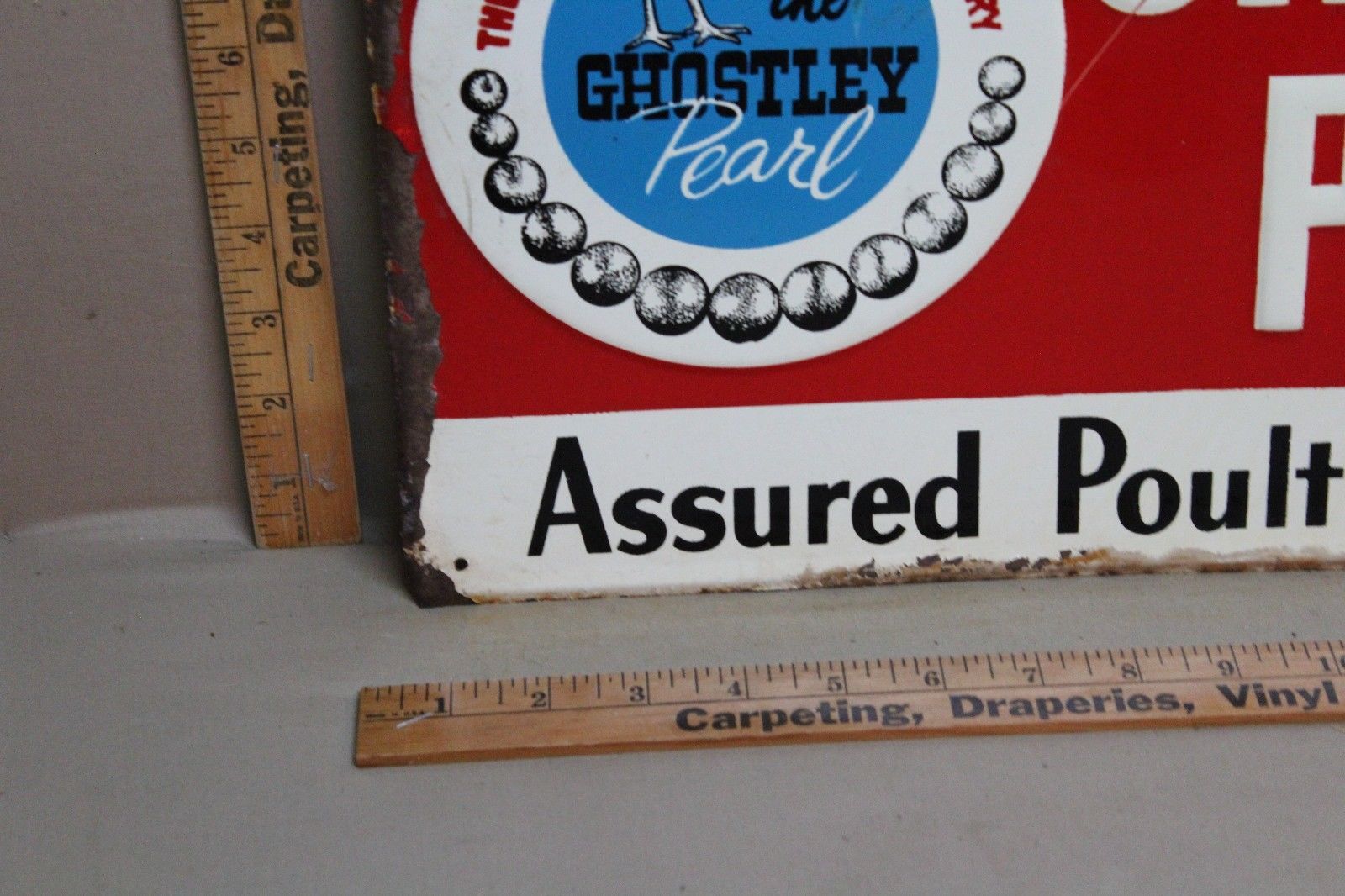 RARE 1940's GHOSTLEY PEARL POULTRY CHICKEN FEED EMBOSSED METAL SIGN ROOSTER