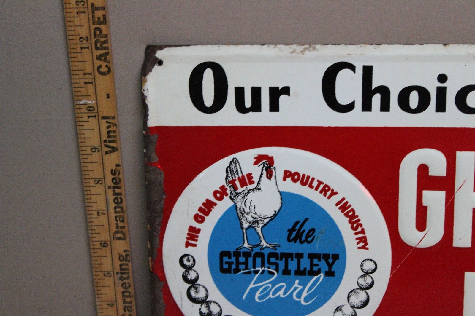 RARE 1940's GHOSTLEY PEARL POULTRY CHICKEN FEED EMBOSSED METAL SIGN ROOSTER