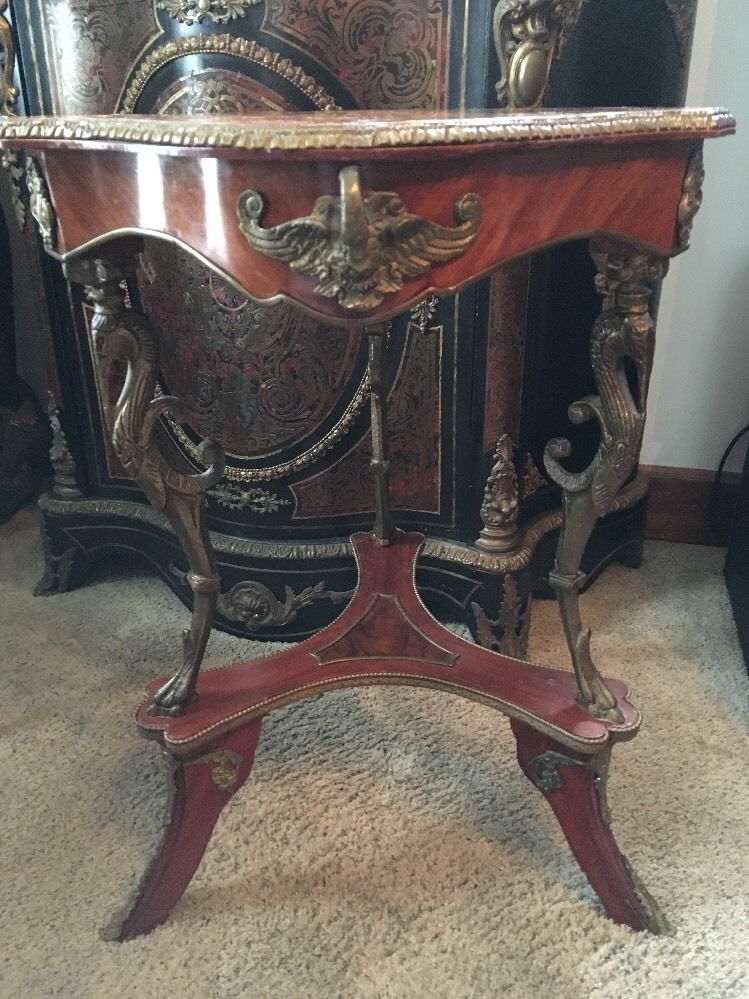 STUNNING ANTIQUE FRENCH 19thC INLAID PARLOR ACCENT TABLE BRONZE SWAN ACCENTS