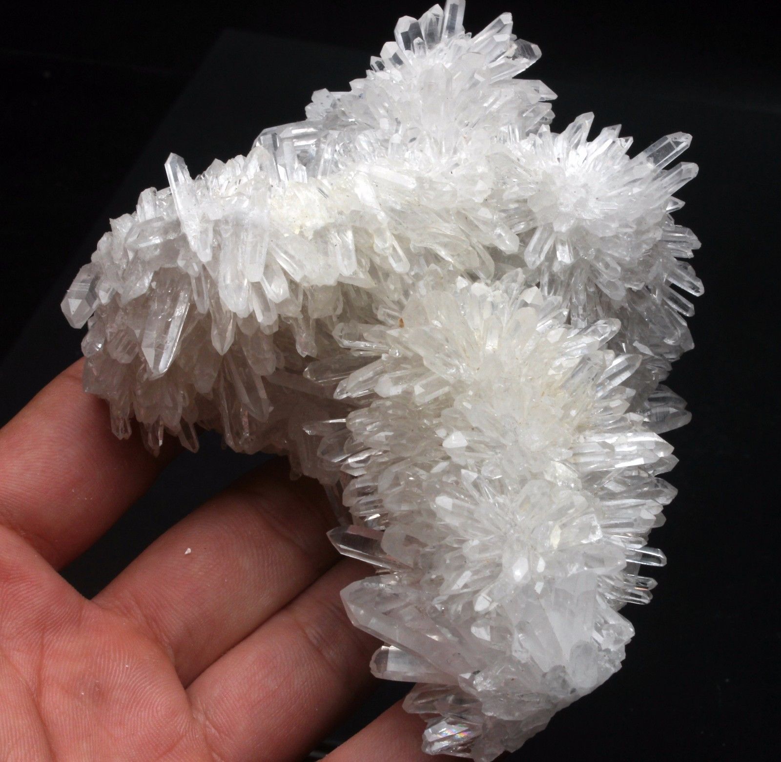 540g Rare Natural Beautiful White Chrysanthemum QUARTZ Crystal Cluster Specimen